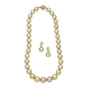 CULTURED PEARL AND DIAMOND NECKLACE AND EARRINGS (2)
