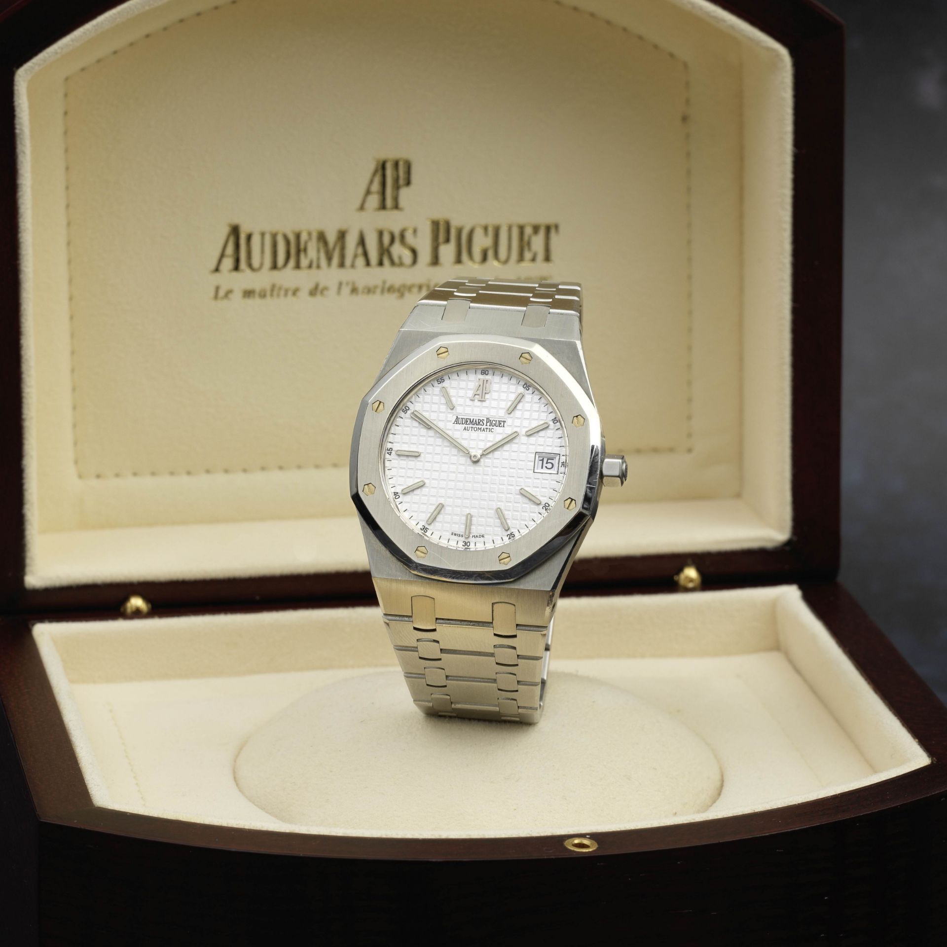 Audemars Piguet. A fine stainless steel automatic calendar bracelet watch Royal Oak, Ref: 15202S...