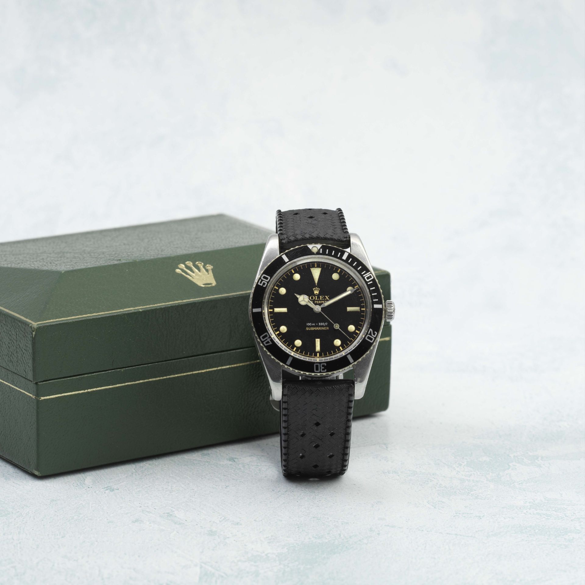 Rolex. A fine stainless steel automatic wristwatch with gilt dial Submariner, Ref: 5508, Circa 1962