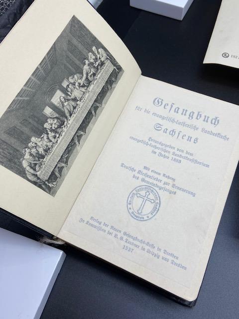 A German Gesangbuch book- dated 1937 together with a certificate. Certificate has a German Nazi sta - Image 4 of 10