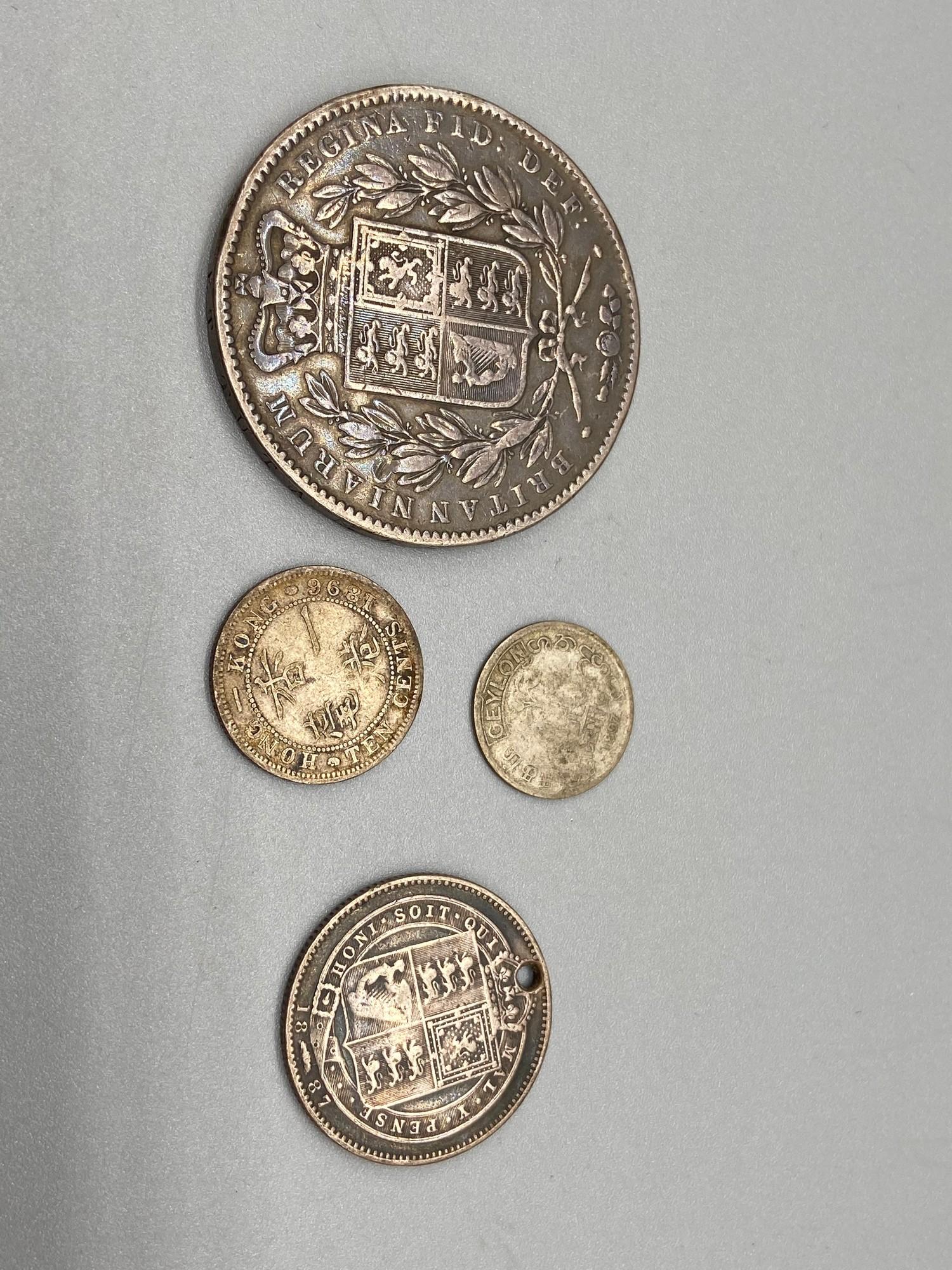 A Lot of four various Queen Victoria Silver coins which includes Young Victoria Head 1847 Crown - Image 2 of 2