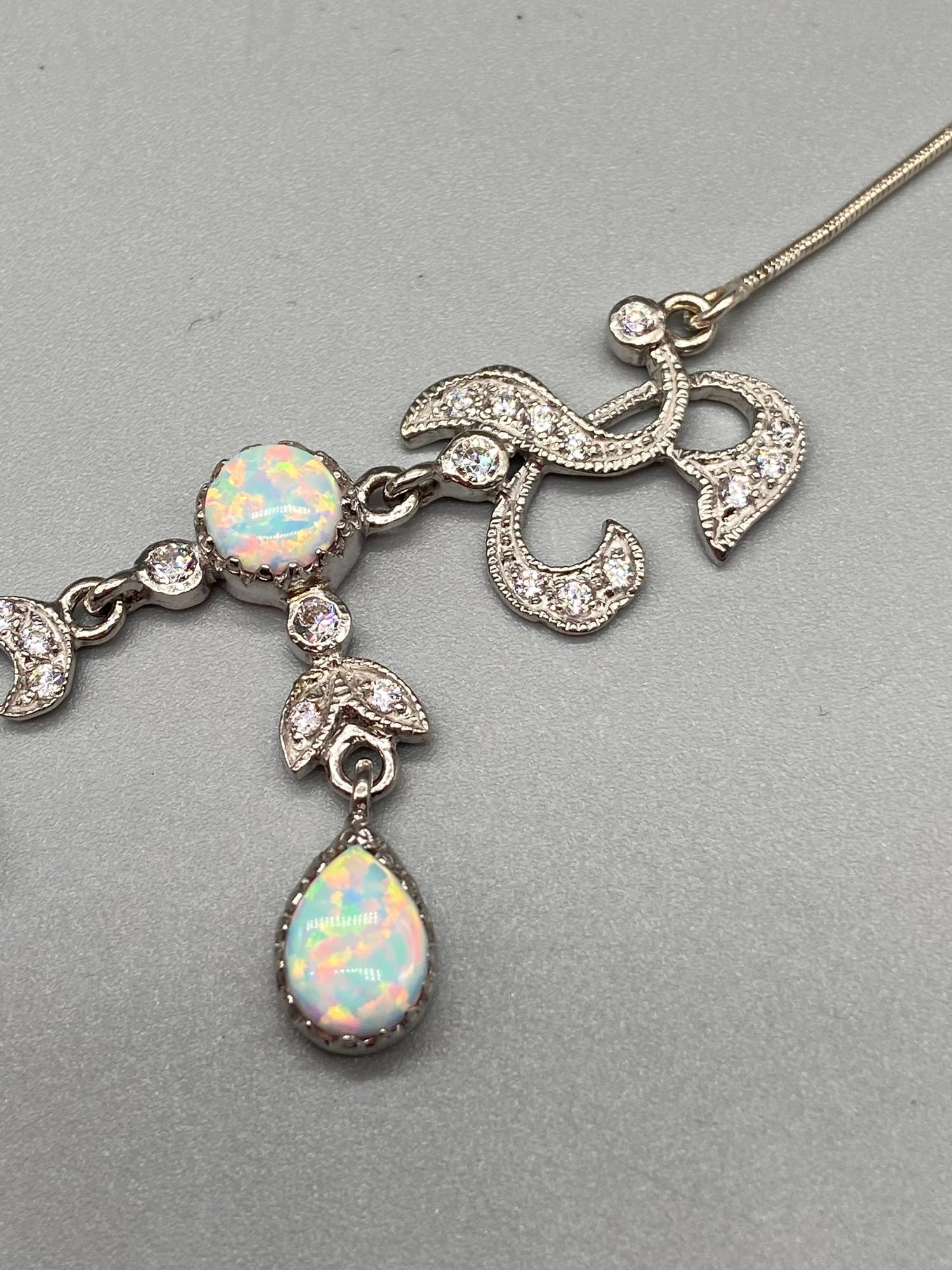 An Impressive silver and opal Belle Epoque style necklace. - Image 4 of 4