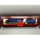 Hornby Railways 00 Gauge scale models R.2036 BR 4-6-2 CLASS A3 'ST FRUSQUIN' Limited Edition. Loco &
