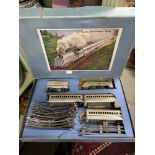 A Vintage Marx clockwork tin plate electric streamlined train 'Lner Pullman Streamline' comes with