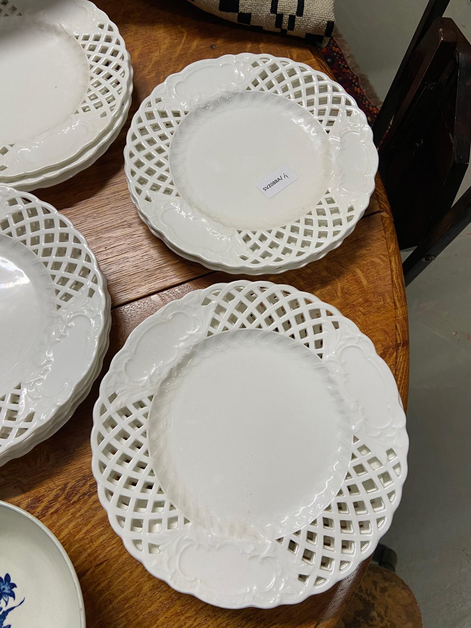 A Lot of 13 Minton pierced rim dinner plates - Image 2 of 5