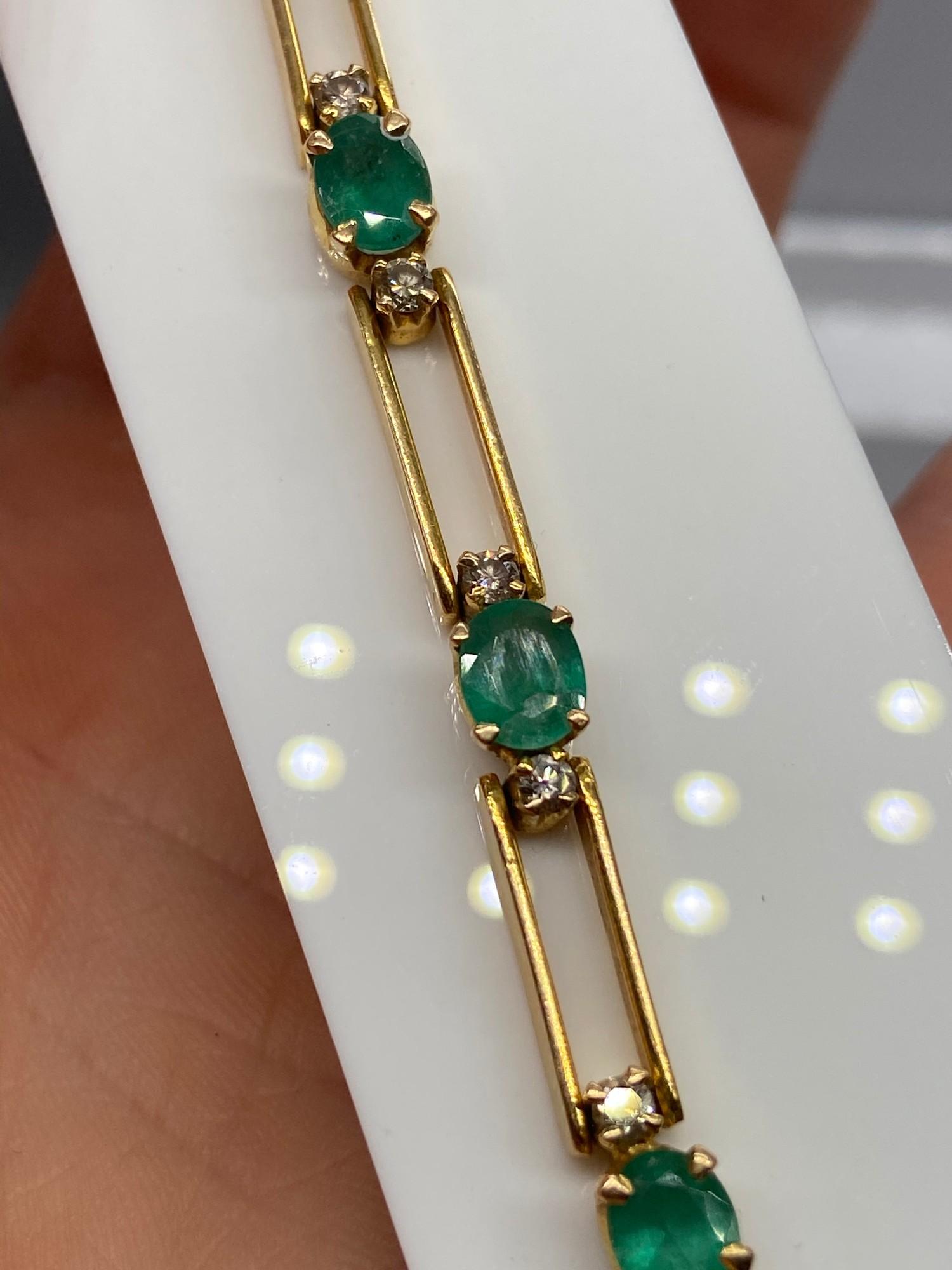 A Ladies 18k gold Diamond and Emerald bracelet. 0.64ct in total. [17 grams] [19cm in length] - Image 7 of 8