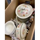 A Wedgwood 'Meadow Sweet' dinner service