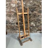 A Vintage pine artists easel [170cm in ehight]