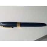 A Vintage Sheaffers fountain pen with a 14ct gold nib.