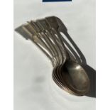 A set of 6 Sheffield silver dessert spoons [Walker & Hall] [dated, 1934] [302g]