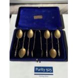 A set of 6 Birmingham silver gilt apostle spoons with matching tongs, with fitted box [Joseph