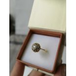 An antique gold ring set with a single clear stone [Ring size S] [3.58grams]