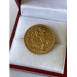 A full gold sovereign, dated 1913 [8g]