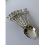 A set of 7 Birmingham silver tea spoons [J.B Chatterley & Sons Ltd] [74.63g]