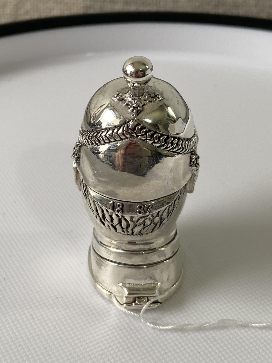 A Silver plated vesta case in the form of a policeman [6.2cm in length] - Image 6 of 10