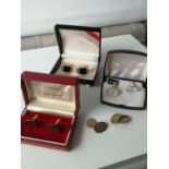 A Pair of vintage 9ct gold cufflinks with original box produced by H. Samuel. [7.48grams] a pair