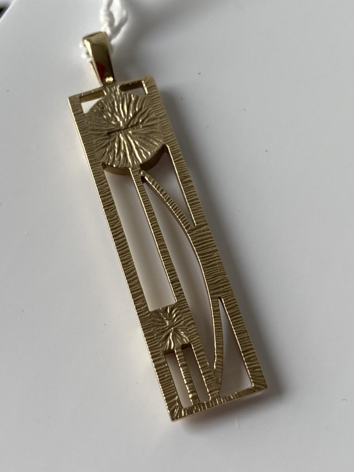 A 9ct gold Rennie McIntosh rose design pendant [length 5.6cm] [4.52g] - Image 3 of 6