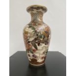 AN IMPRESSIVE 19TH CENTURY JAPANESE HAND PAINTED BIRD AND FLORAL DESIGN VASE.