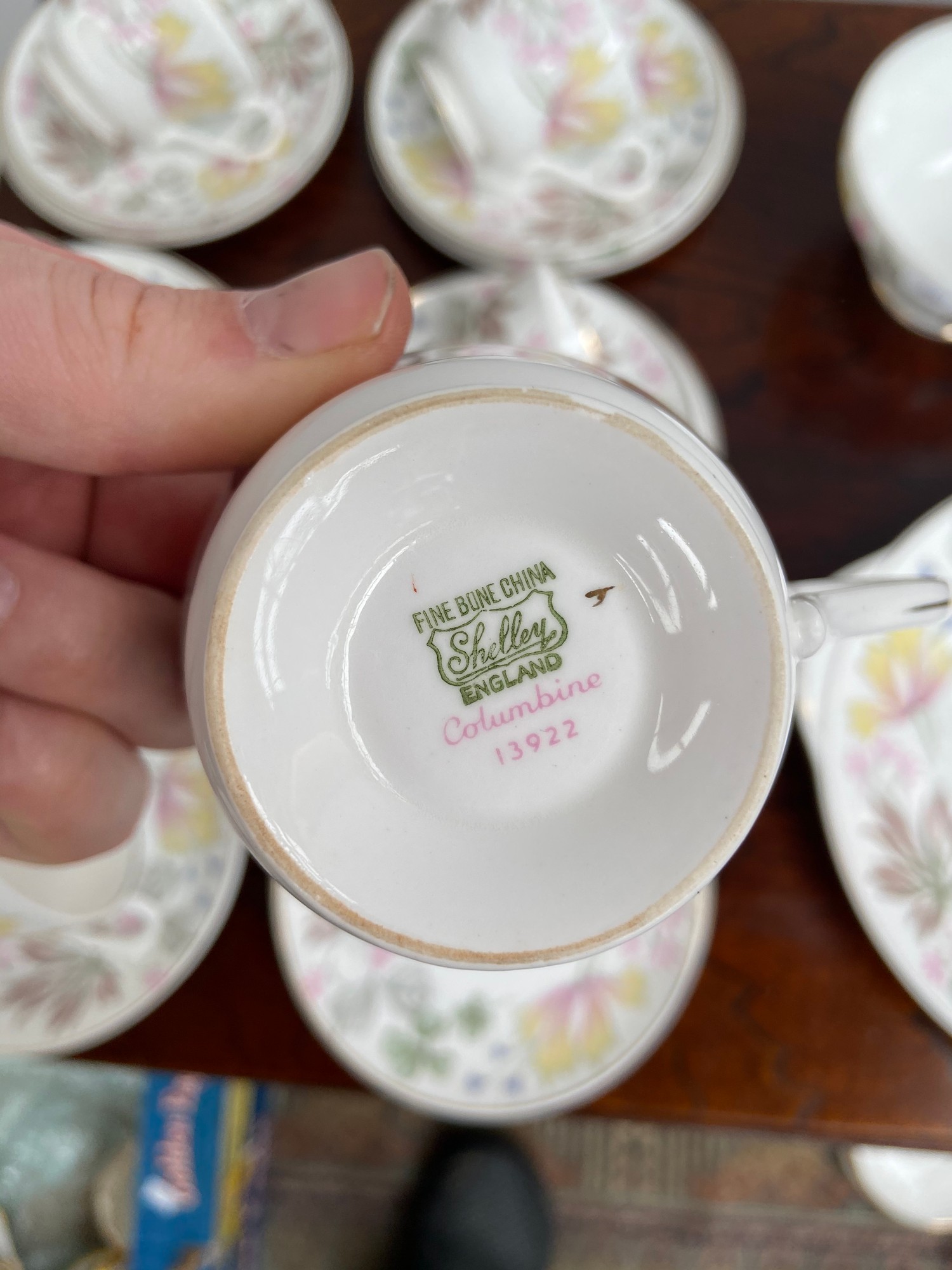 A 21 Piece vintage Shelley tea set titled 'Columbine' comes with cake plate, sugar and cream. - Image 2 of 2
