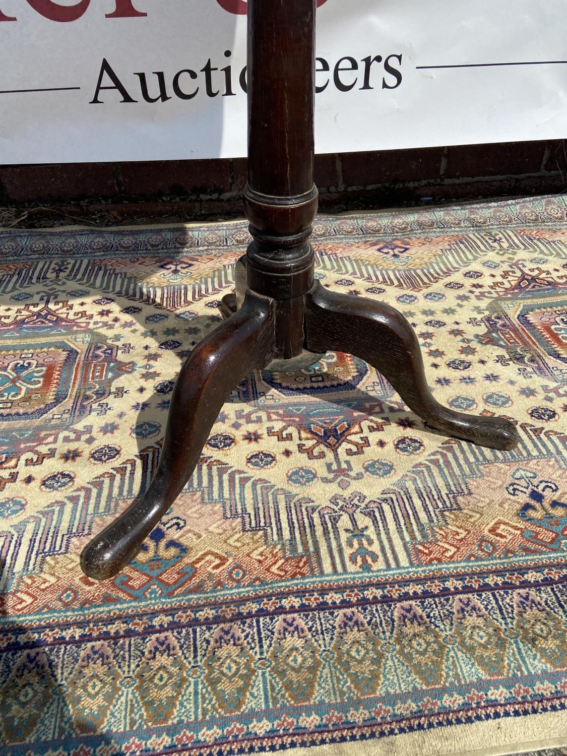 Queen Anne walnut candle stand (early 18th century) circular top above a slender ring-turned - Image 3 of 3