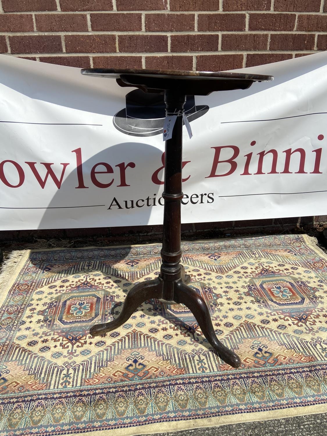 Queen Anne walnut candle stand (early 18th century) circular top above a slender ring-turned - Image 2 of 3