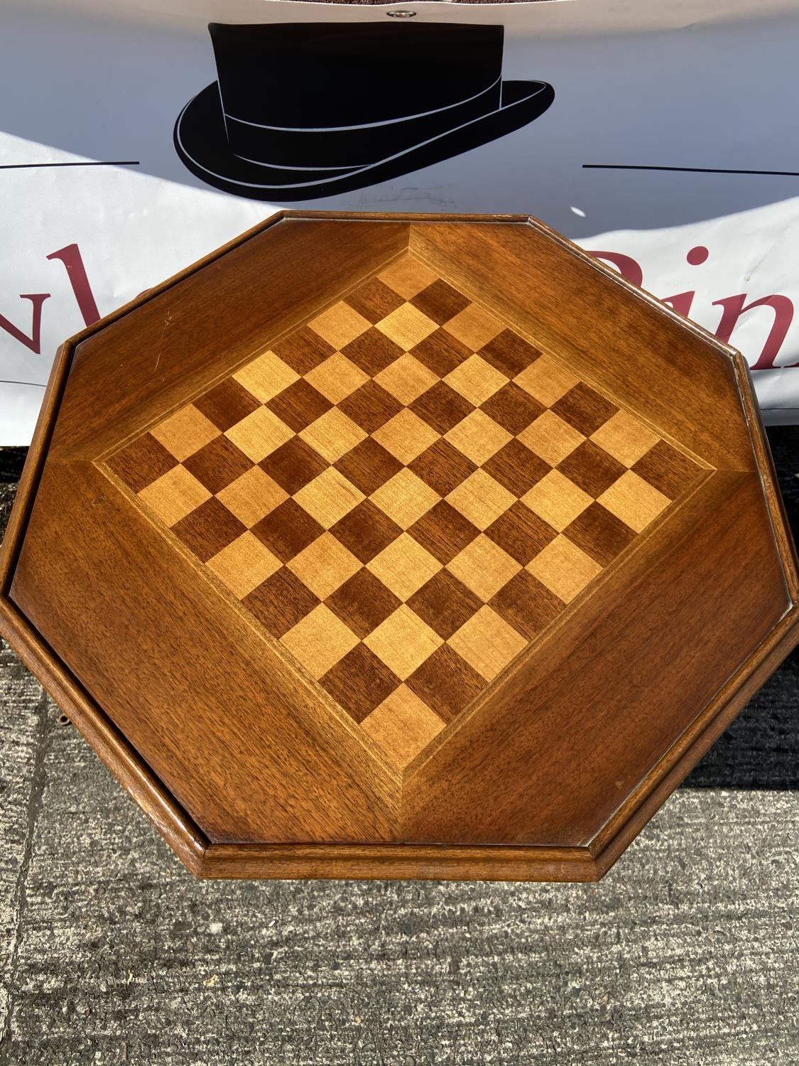 Single pedestal chess board top table [69x59x59cm] - Image 3 of 3