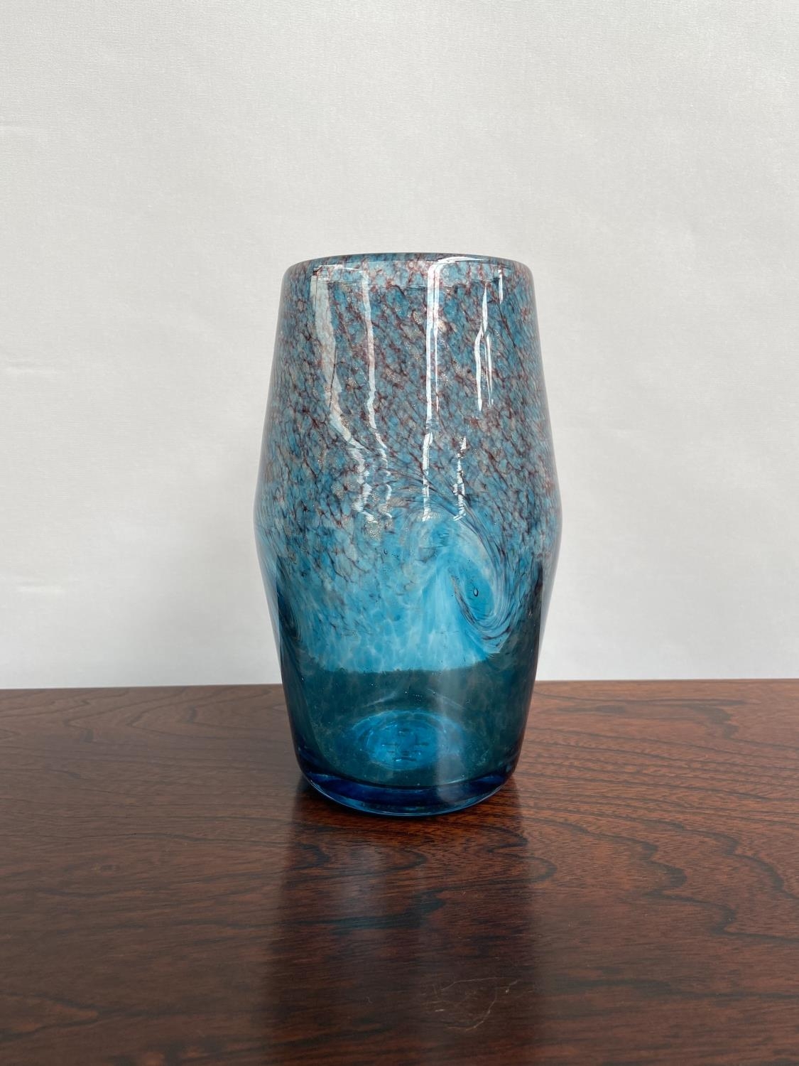 A Vintage blue and gold speck Strathearn vase. [22cm in height]