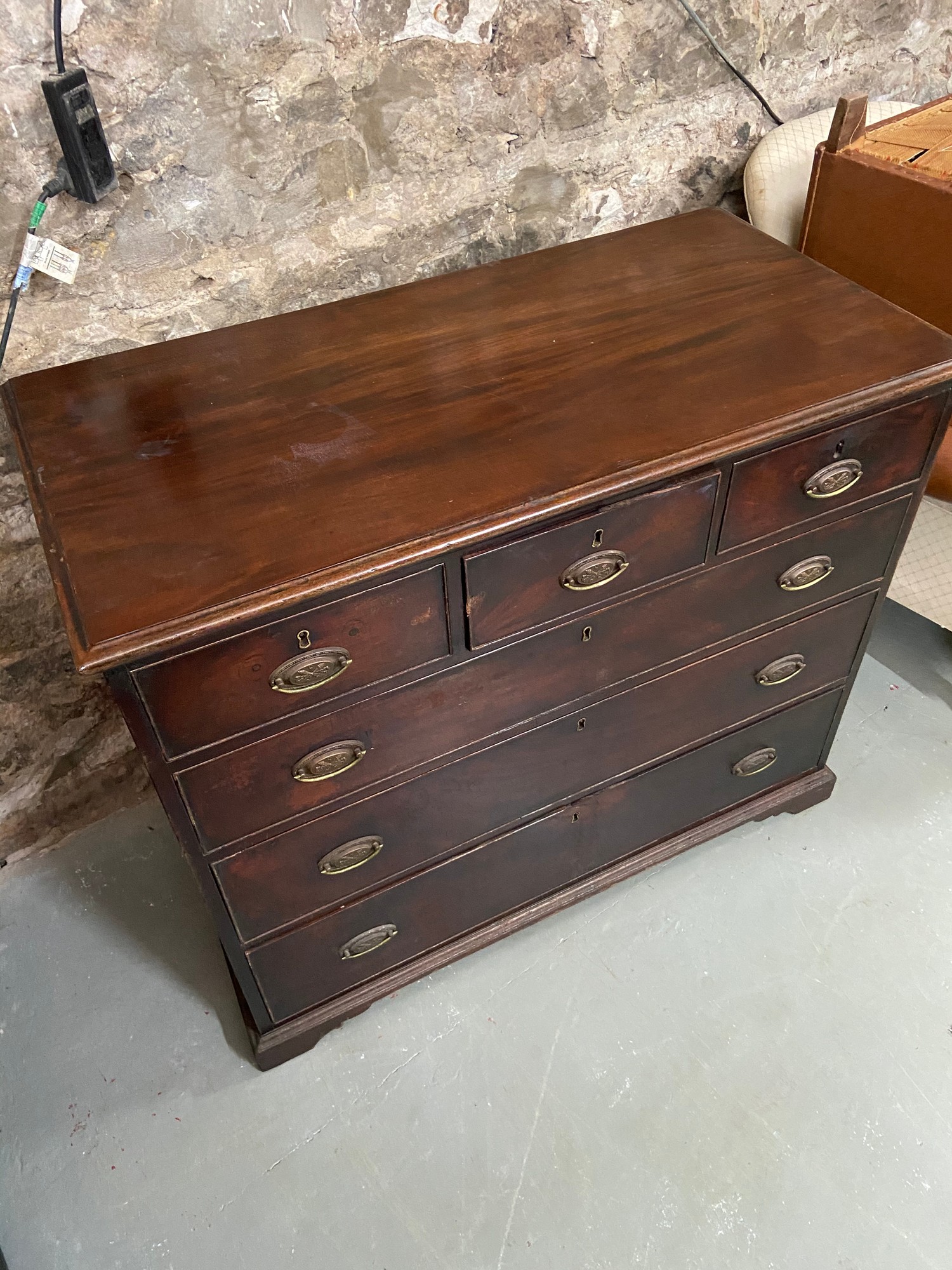 A Georgian three over three chest of drawers [90X107X54CM]