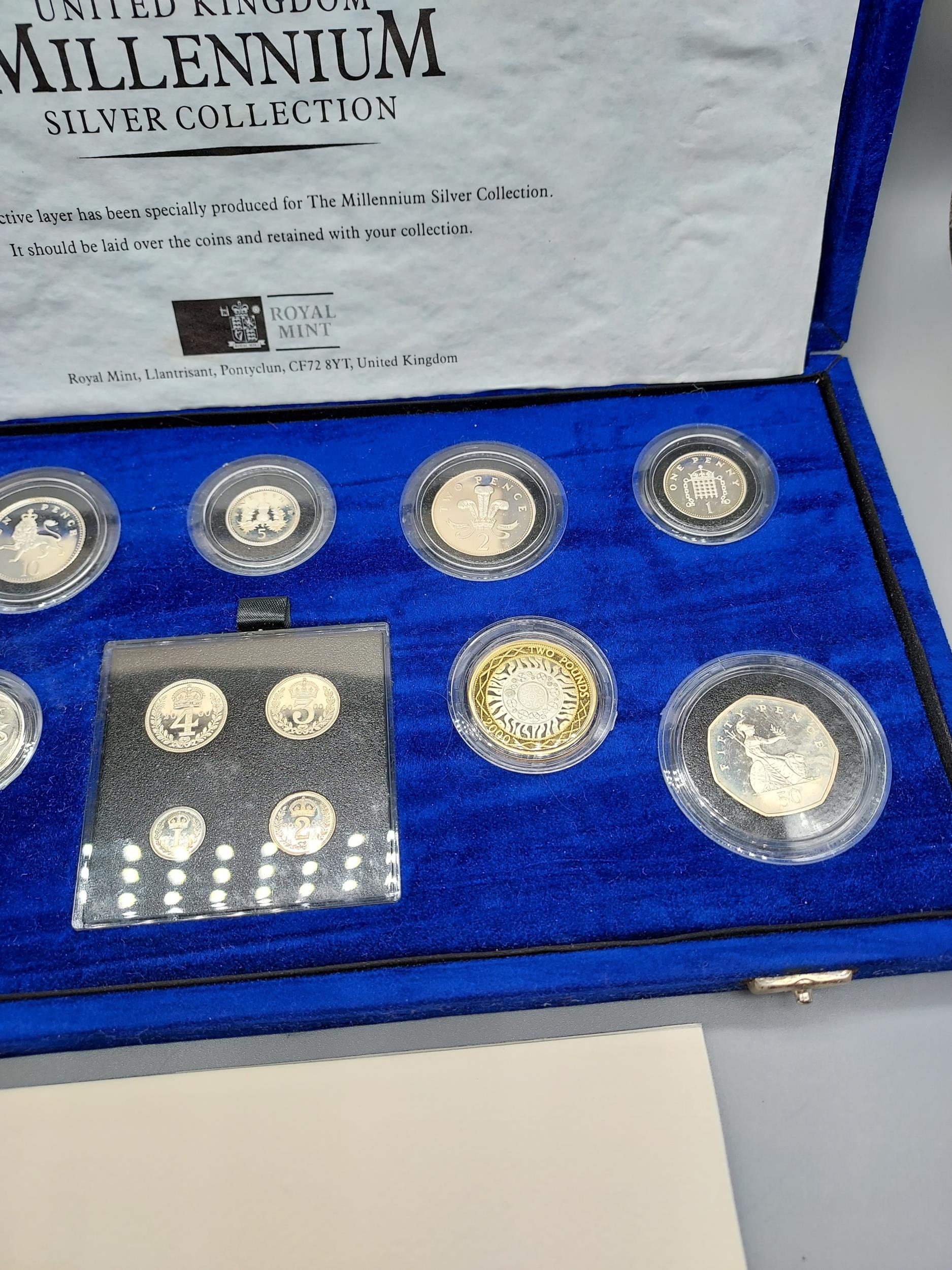 The Royal Mint silver coin collection 'The United Kingdom Millennium silver collection, comes with - Bild 3 aus 3