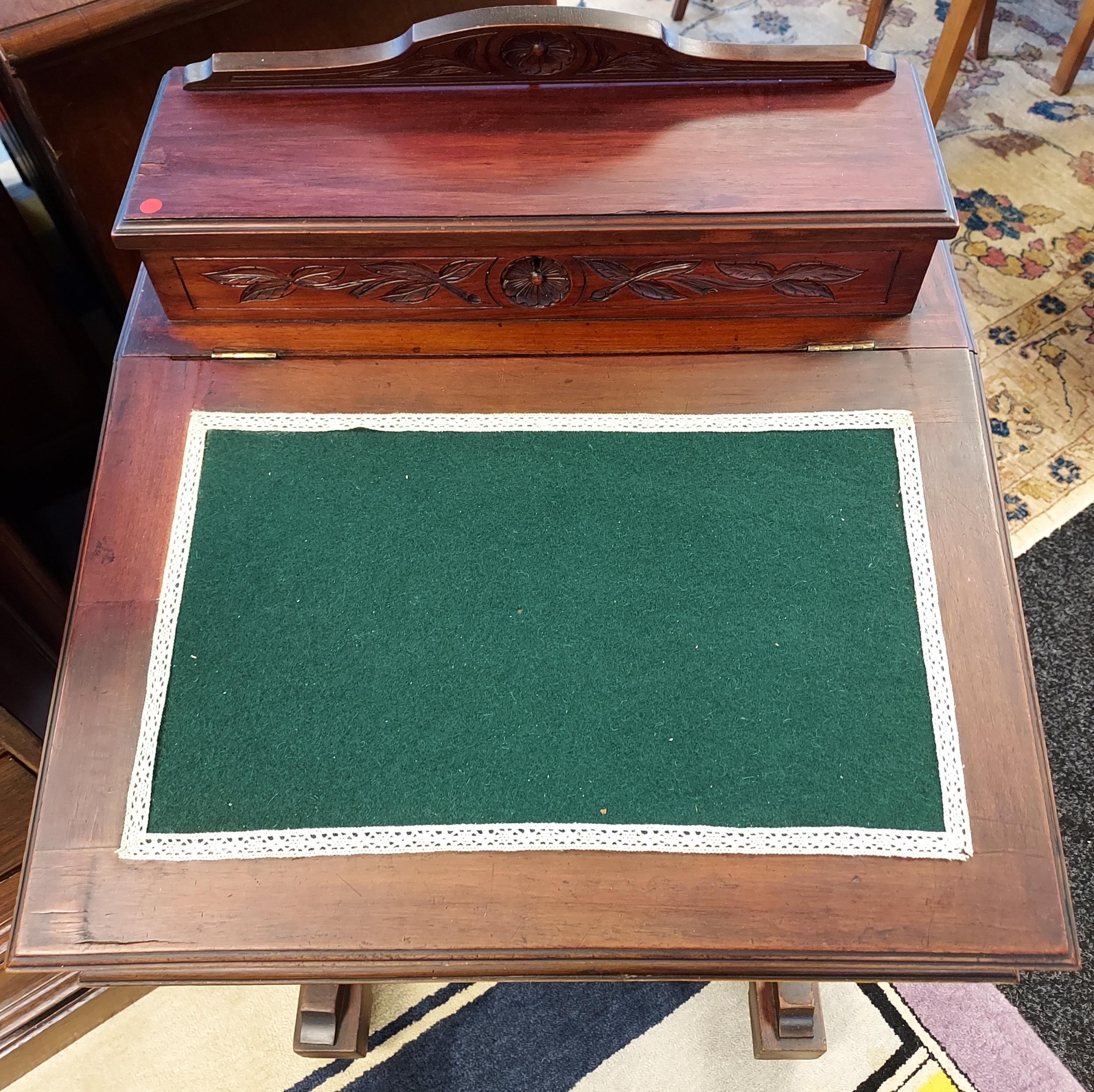 Antique Davenport writing desk. [86x54x54cm] - Image 3 of 6