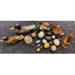A Collection of various hardstone/ agate/ wood eggs, wooden carved ducks and mushrooms etc
