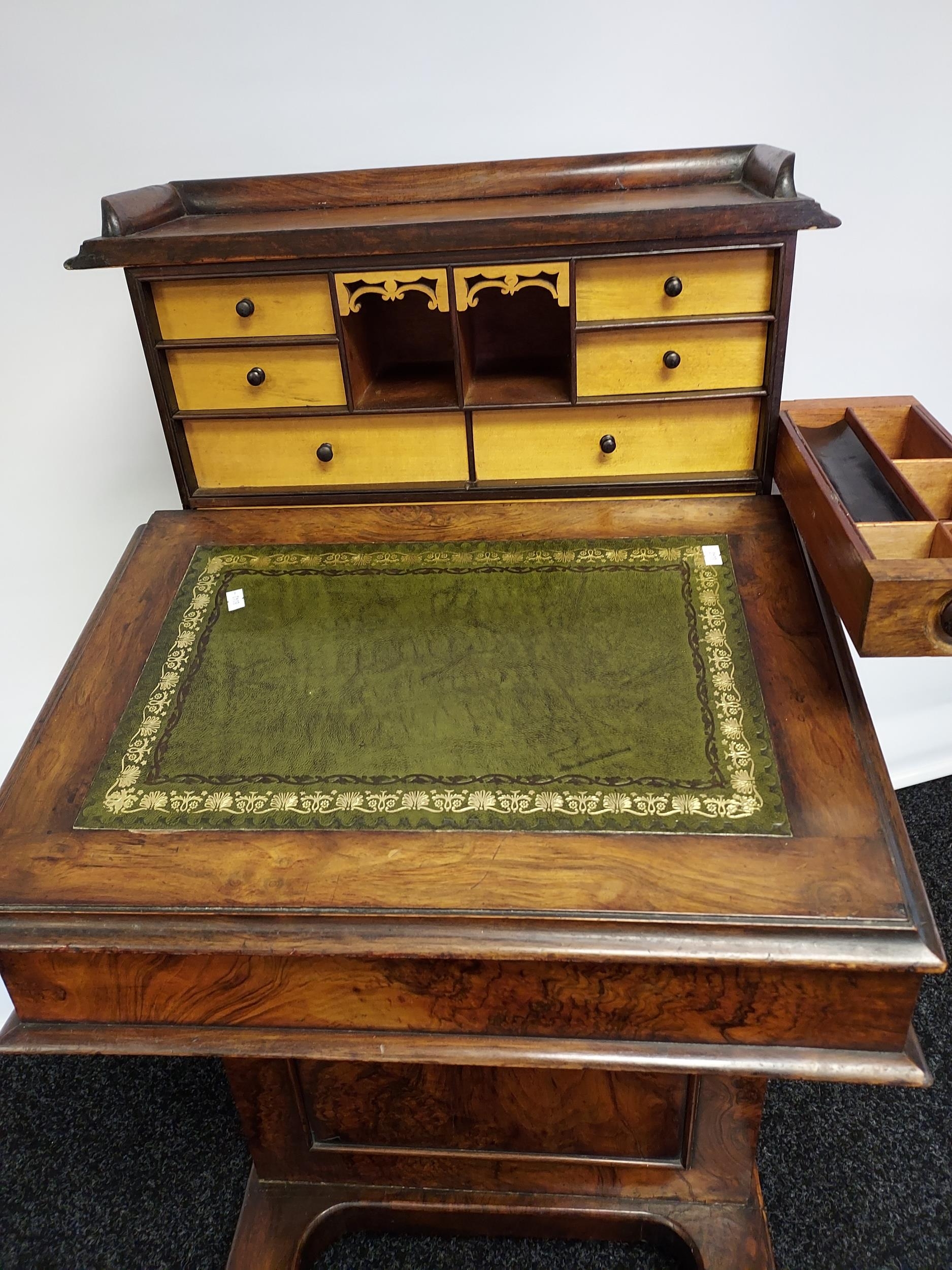 Early 19th century davenport writing desk, with sprung drawer raised section to include a secret ink - Image 3 of 24