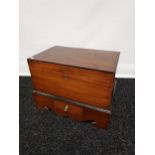 Georgian slipper chest with single under drawer [38x51x33cm]