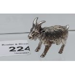 A silver figure of a goat [14.42g]