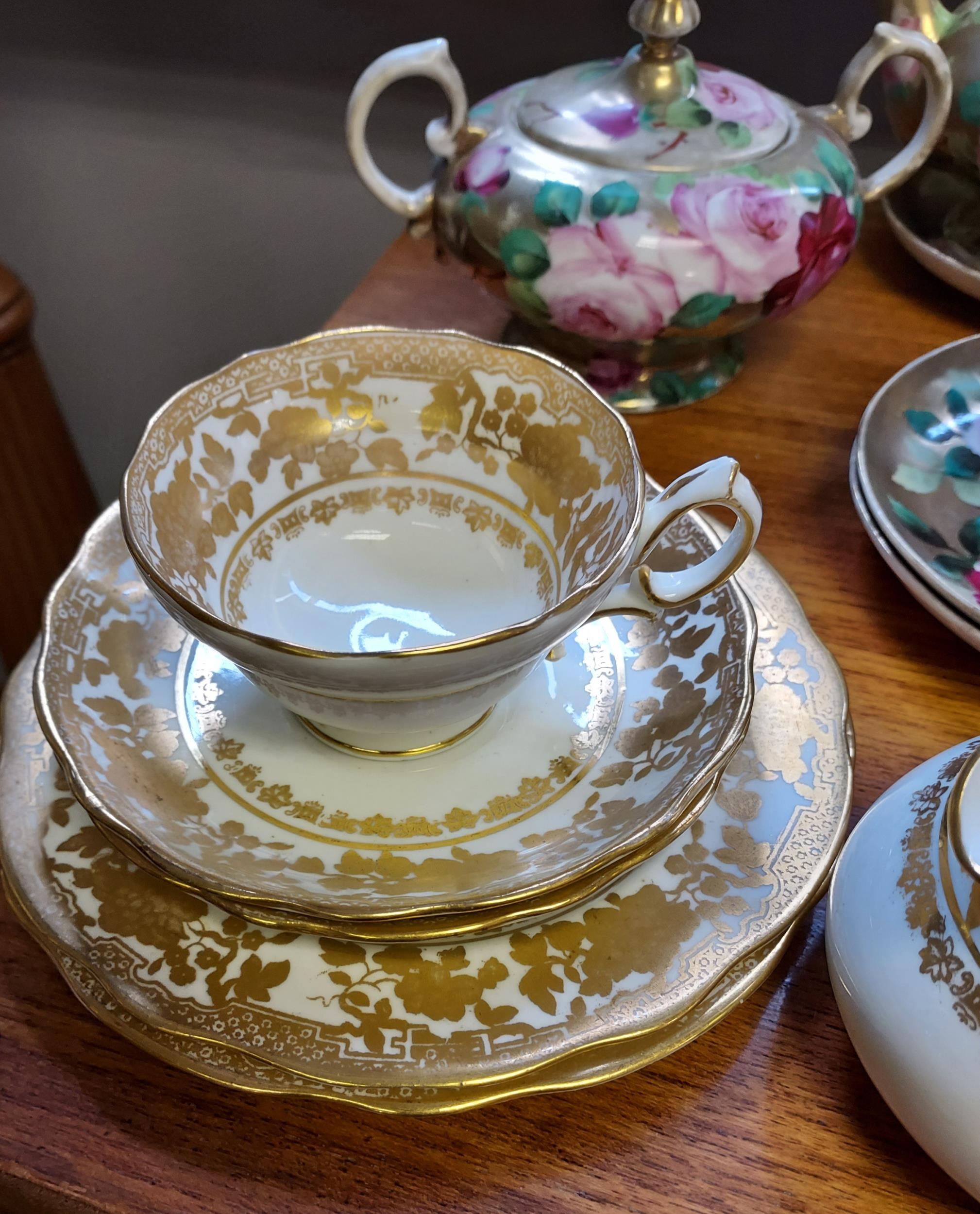 A 10 Piece Hammersley & co part tea set together with a hand painted Victorian rose design tea - Image 3 of 6