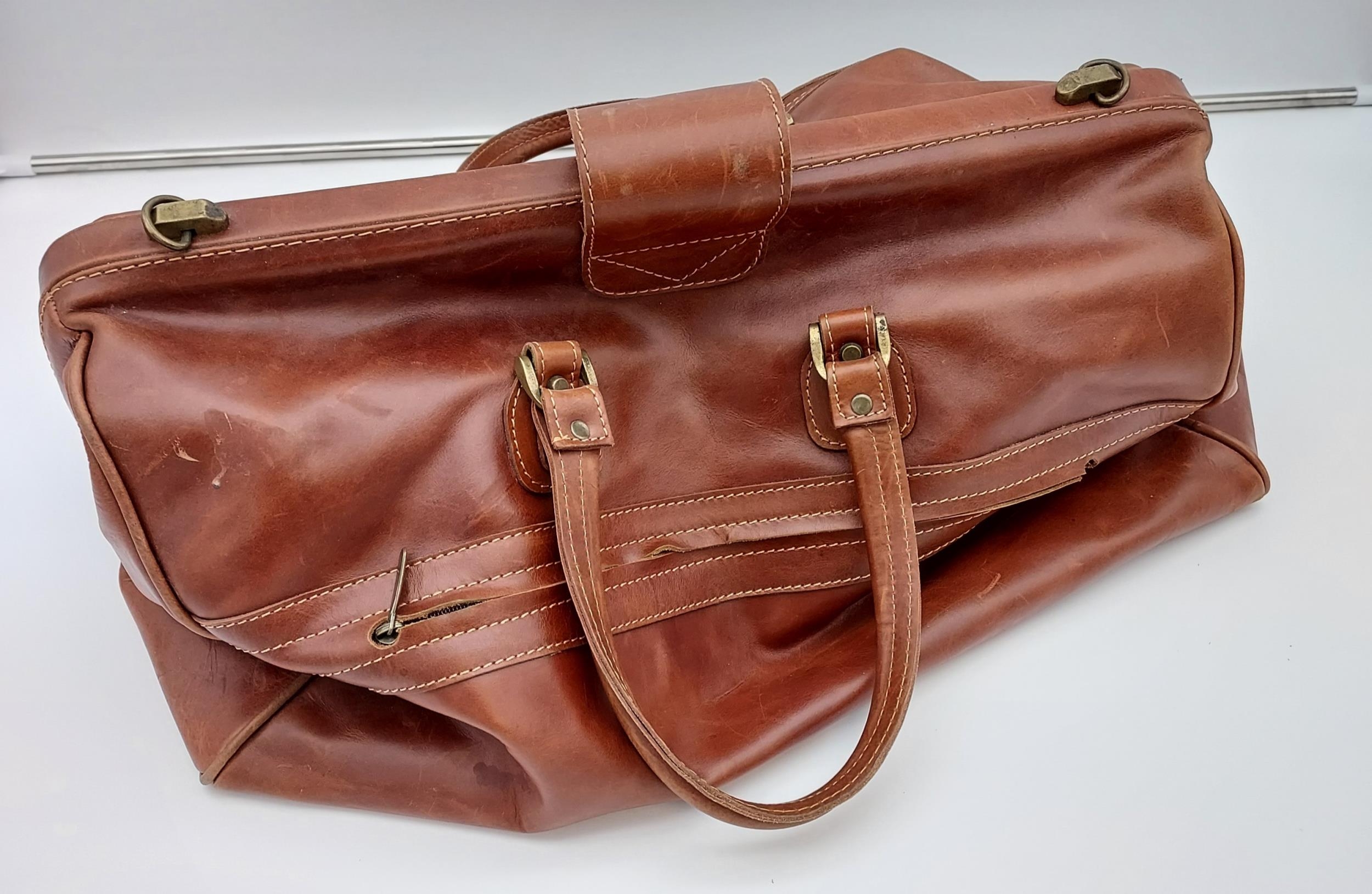 A Turkish Kum Leather travel bag. - Image 2 of 3