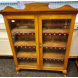 Antique Mahogany two door glazed bookcase. 130x102x32cm.