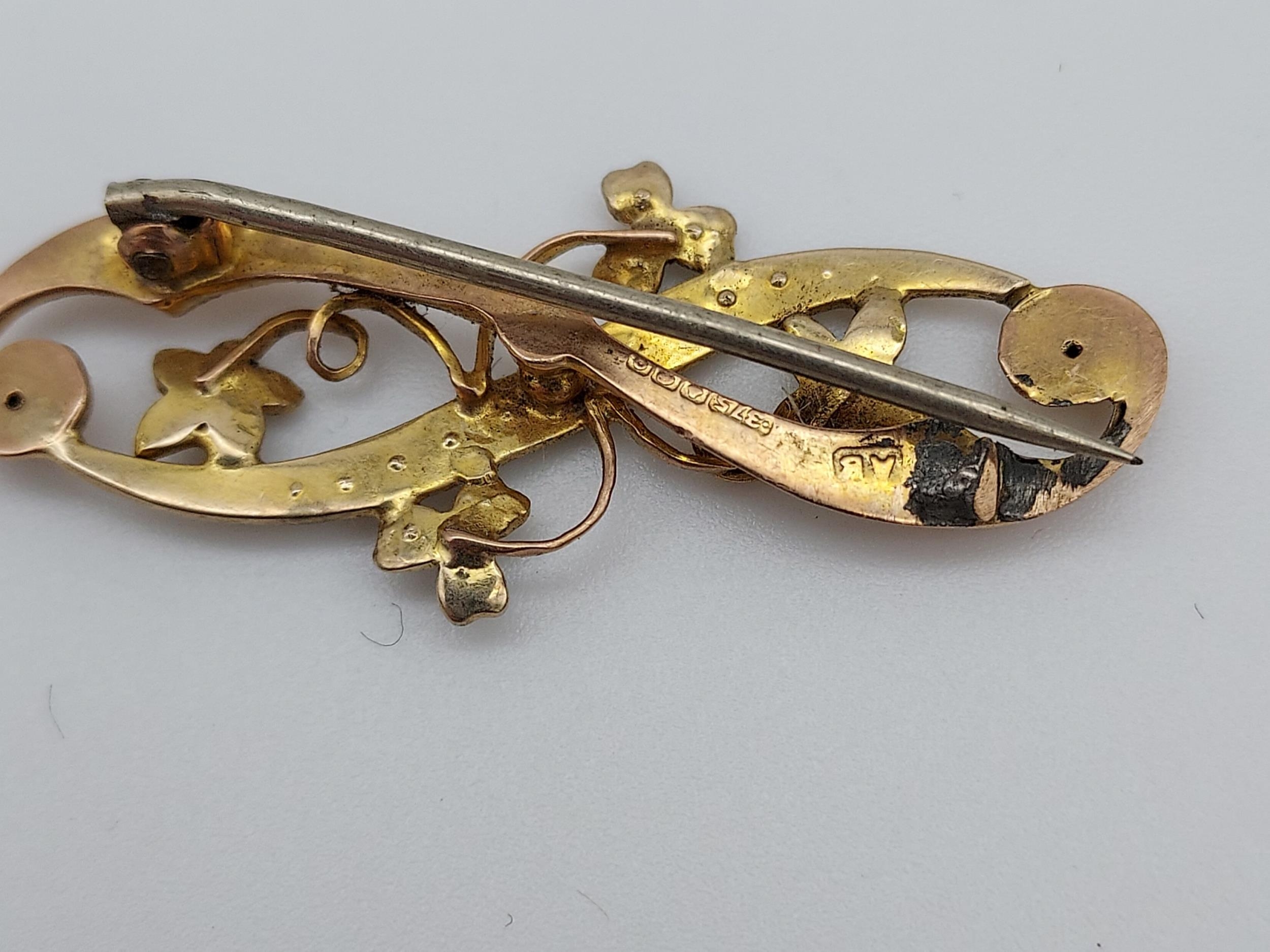 18CT Gold scrap ring [1.62grams], together with a 9ct gold and seed pearl brooch [missing clasp] [ - Image 2 of 2