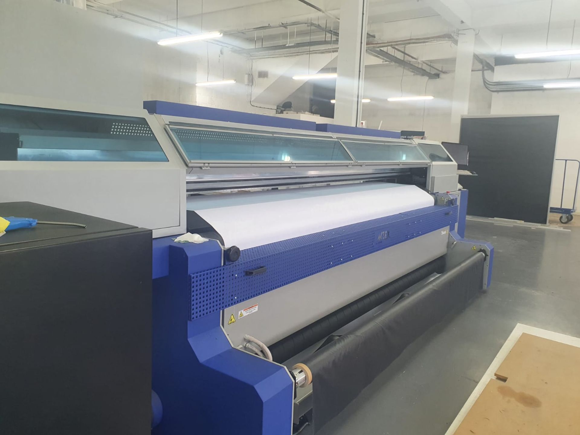 (2013) MTEX Type 5032 3.2m Textile Printer. - Image 4 of 5