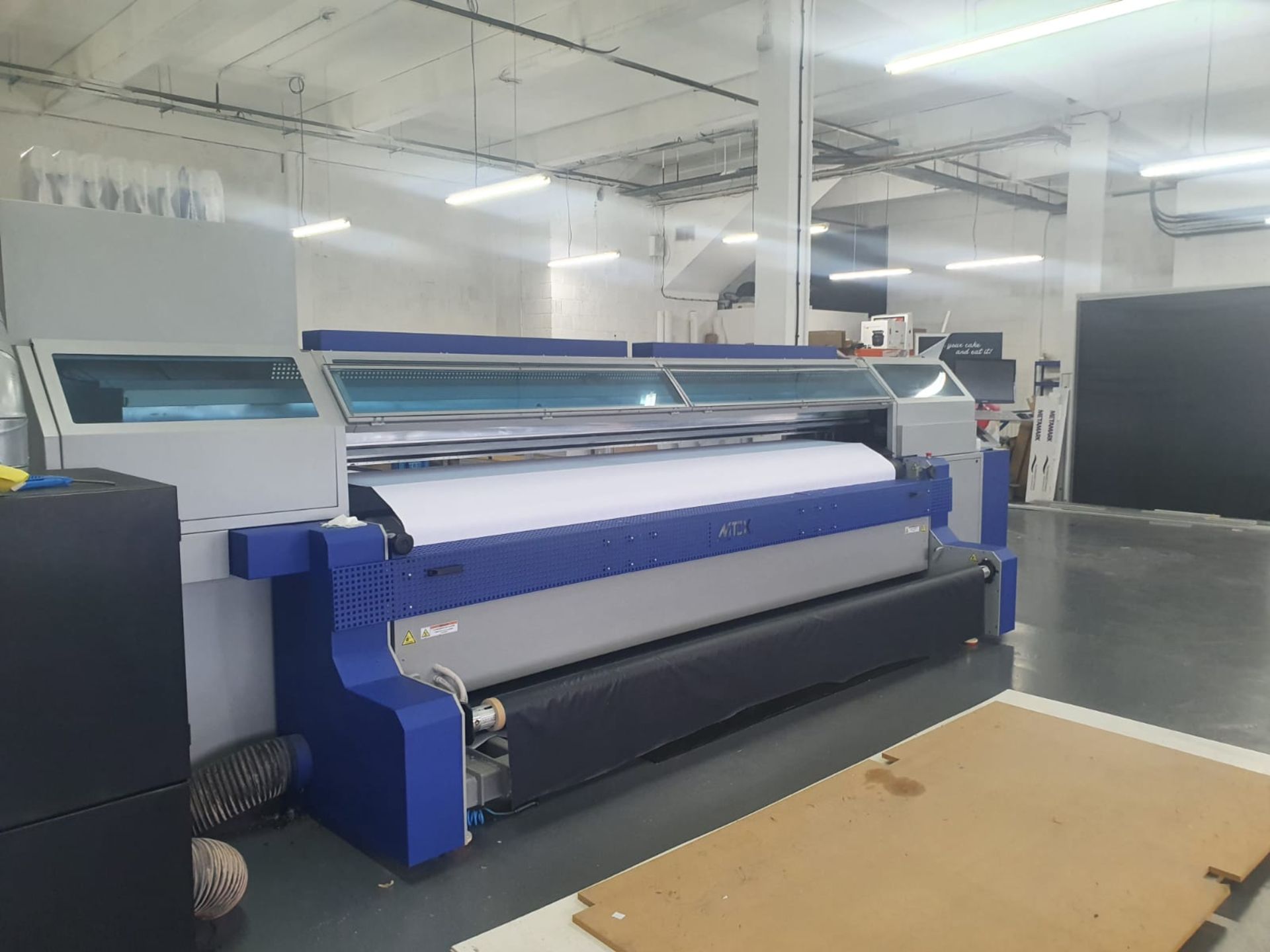 (2013) MTEX Type 5032 3.2m Textile Printer.