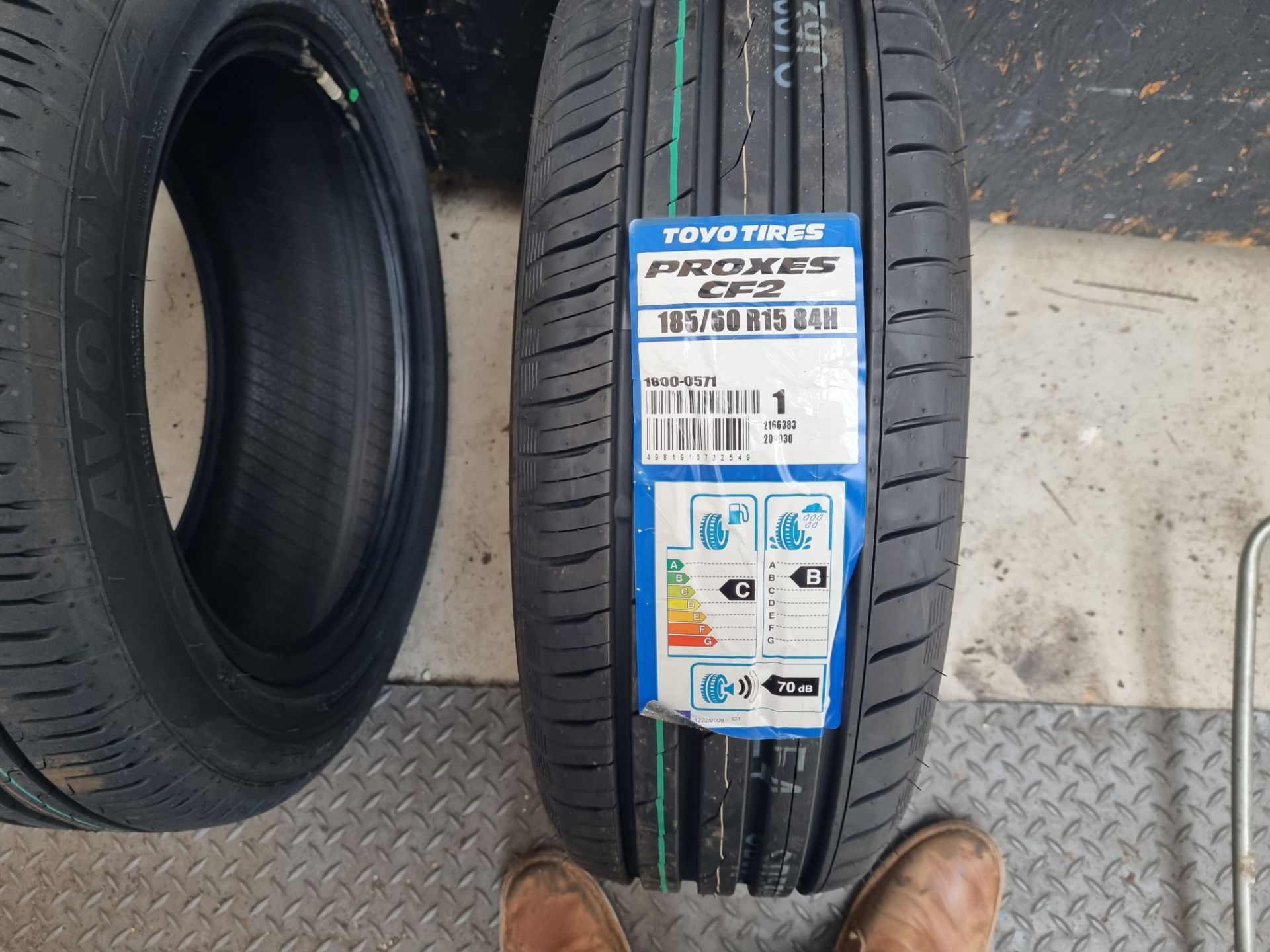 1 x Toyo Proxes CF2 185/60R15 Tyre