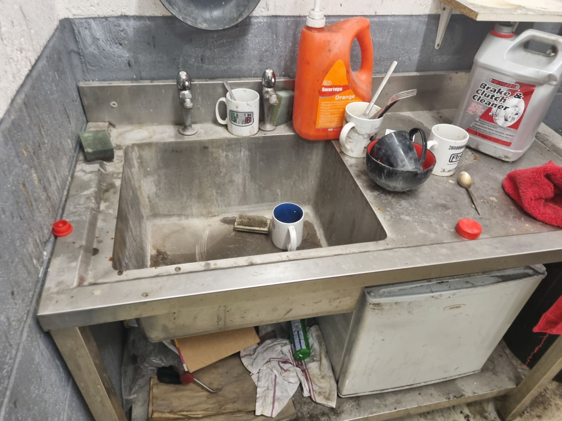 Single Deep Bowl Stainless Steal Sink with Drainer