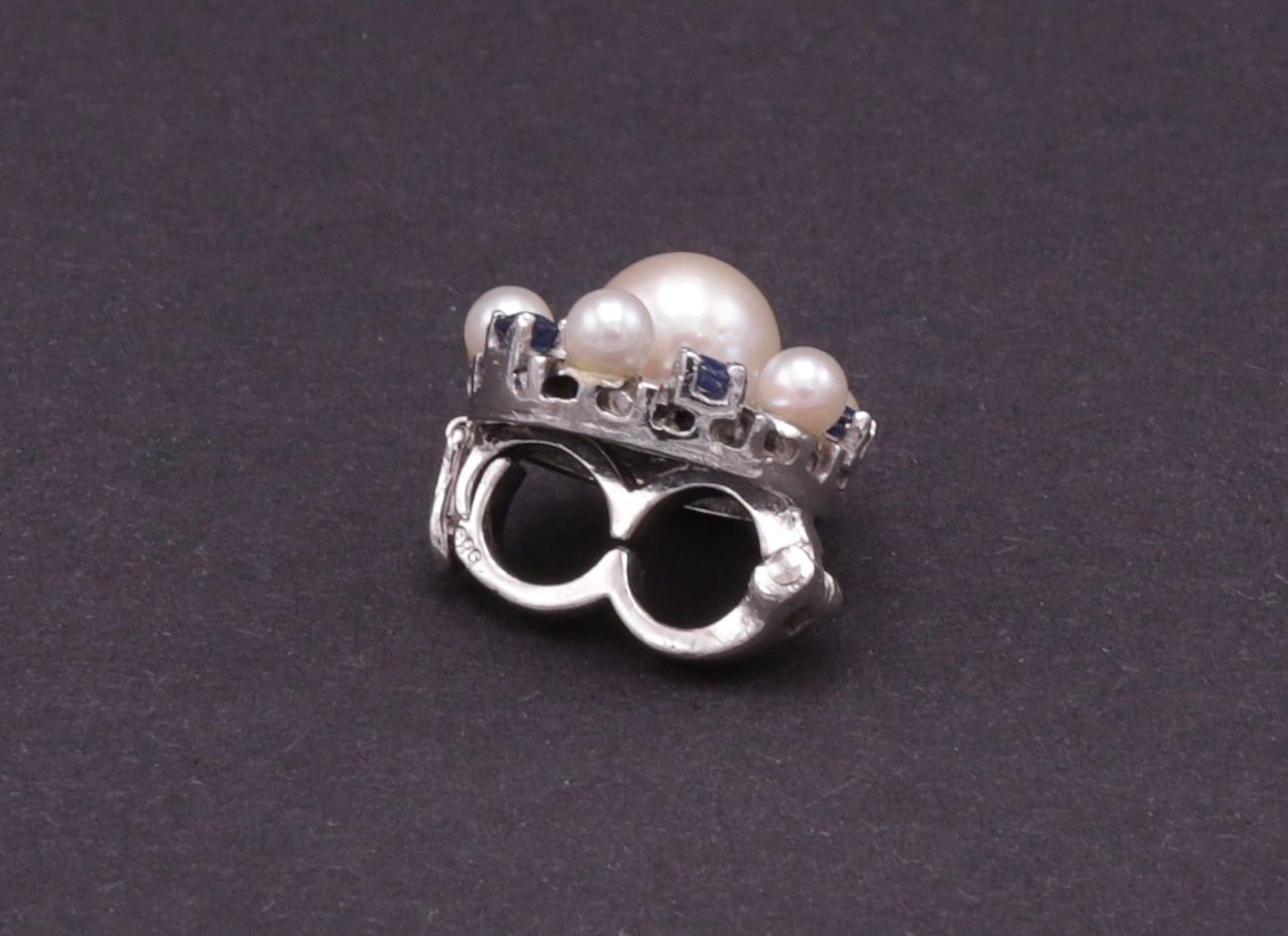 Perlenkette mit Perlen und Saphir besetztem Kettenclip - Bild 4 aus 4