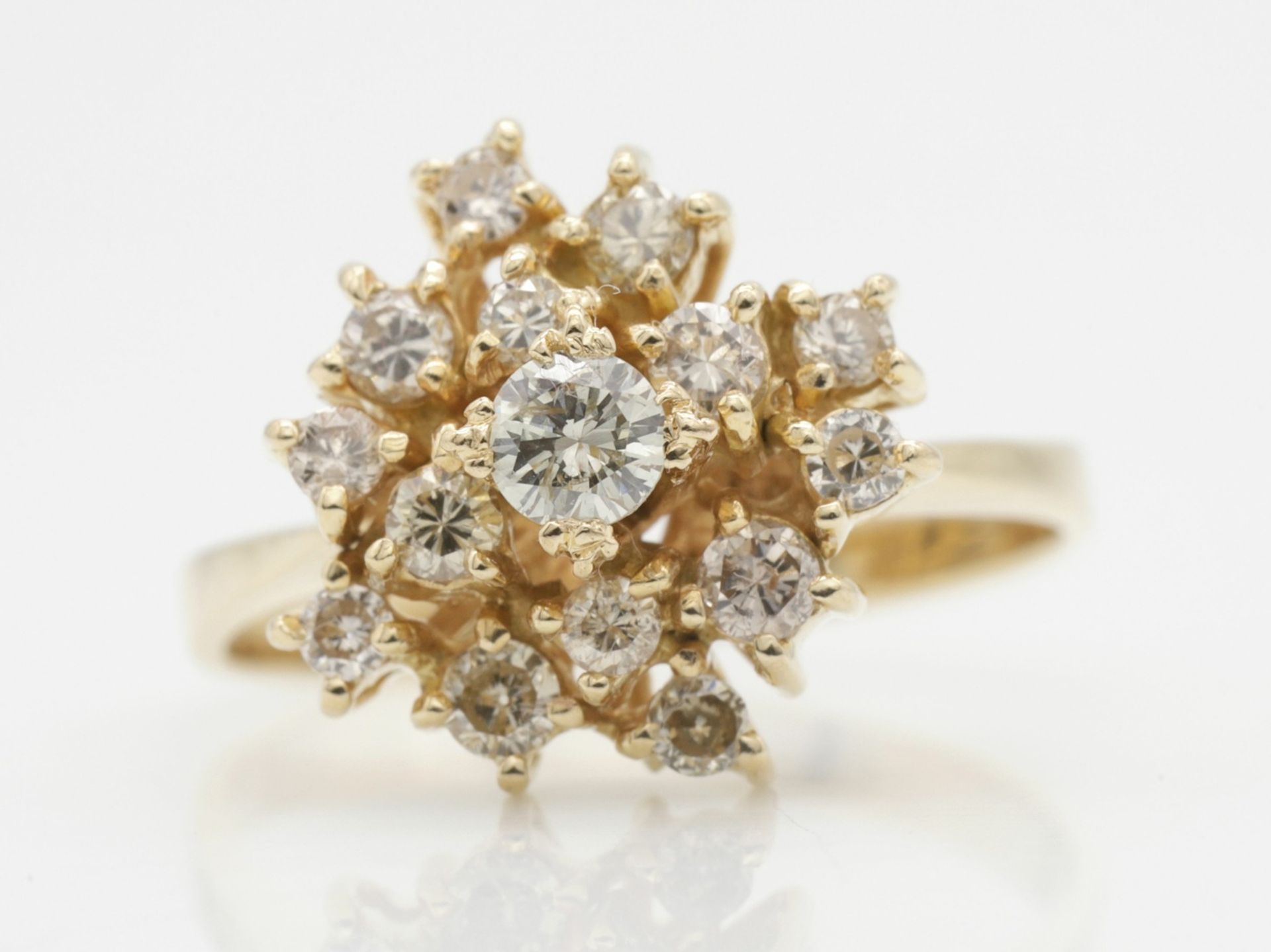 Eleganter Ring mit Brillanten - Bild 2 aus 5