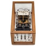 Elektromechanischer Wechselstromzähler, um 1910Deutschland, vermutlich Siemens & Halske, Messing-