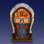 Musikbox "Wurlitzer 1080" mit 24 Original-Platten, 1947Maße: ca. 85 x 147 x 62 cm, Gestaltung: