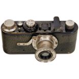 Leica Ia, um 1928Leitz, Wetzlar. Nr. 8997 mit Elmar 3,5/50 mm. "Pilzauslöser" mit Vertiefung.