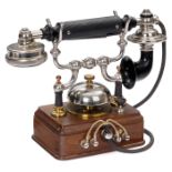 Tischtelephon L.M. Ericsson Modell BC 2050, um 1892 Schwedisches Haustelephon, Nußbaum,