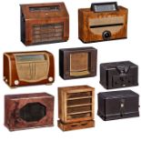 8 Röhrenradios 1) Philips Junior V6A, um 1937, Philips Belgien, 5 Röhren, 3 Wellenbereiche,