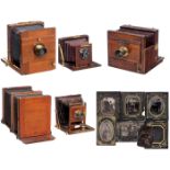 4 Reisekameras und Zubehör, ab 1880 Alle mit Mattscheibenrückteil. 1) London Stereoscopic Co.,